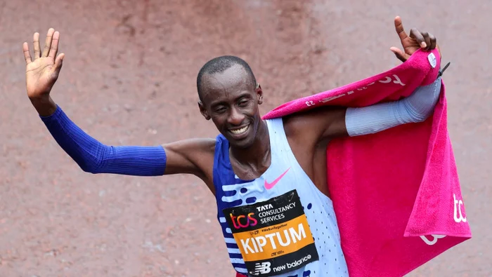 Kelvin-Kiptum-deintorul-recordului-mondial-la-maraton-a-murit-n-urma-unui-accident-rutier-