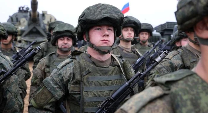 Localnicii-din-teritoriile-ucrainene-ocupate-au-spus-pas-rzboiului-Cu-ce-oameni-lupt-ruii