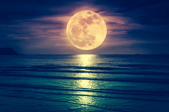 Luna-se-micoreaz-Cum-vor-fi-afectate-viitoarele-misiuni-cu-echipaj-uman-