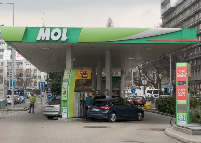 MOL-a-inaugurat-cea-mai-mare-fabric-de-hidrogen-verde-din-Europa-Central-i-de-Est