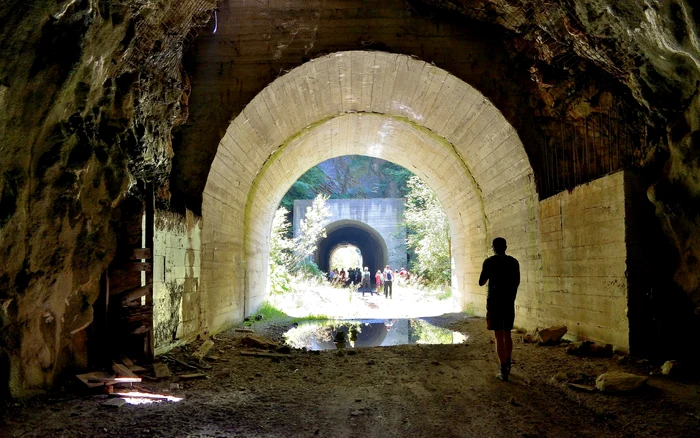 Marele-baraj-din-Valea-Jiului-investiia-care-a-ajuns-atracie-turistic-dar-nu-va-fi-terminat-niciodat-FOTO