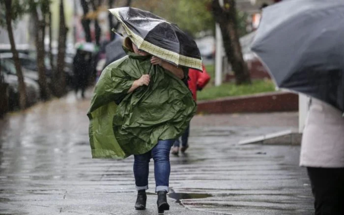Meteorologii-anun-ploi-n-aproape-toat-ara-Unde-va-ninge