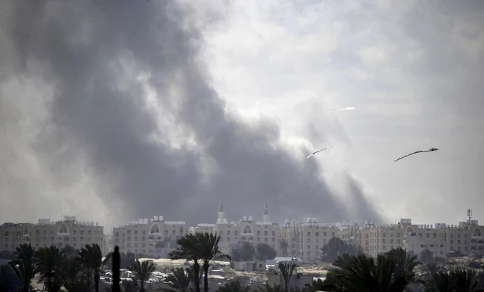 Ministrul-israelian-al-aprrii-Am-convins-cabinetul-s-fac-o-incursiune-terestr-adnc-n-Fia-Gaza
