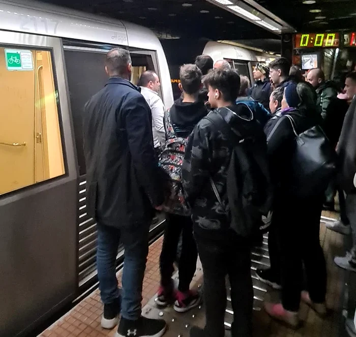 Motivul-pentru-care-s-au-ciocnit-cele-dou-trenuri-de-metrou-n-februarie-erori-n-lan-ale-angajailor-Metrorex