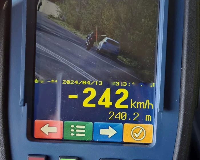 Motociclist-prins-zburnd-n-judeul-Constana-Poliia-242-Nu-sunt-numere-la-loto