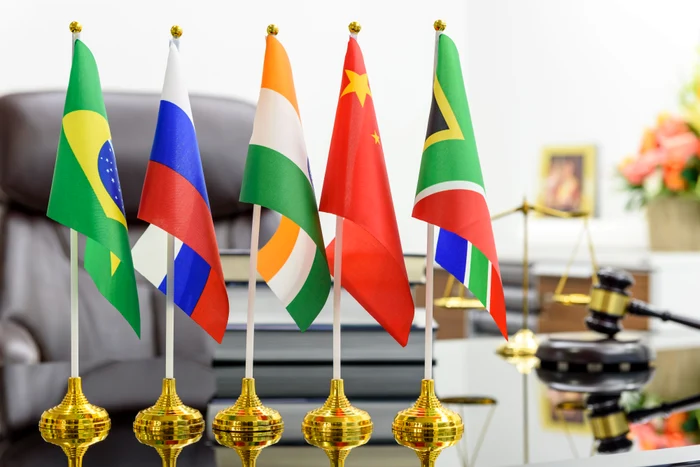 Noua-Banc-de-Dezvoltare-a-BRICS-va-acorda-mprumuturi-n-valoare-de-5-miliarde-de-dolari-n-2024