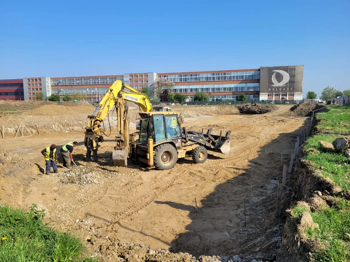 Noul-stadion-din-Timioara-prinde-contur-Se-fac-spturi-de-consolidare-pentru-viitoarea-fundaie-