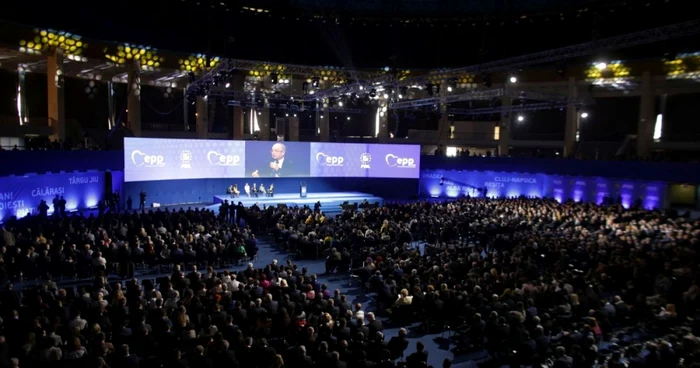 Oficial-Ursula-von-der-Leyen-votat-drept-candidat-a-PPE-pentru-efia-Comisiei-Europene
