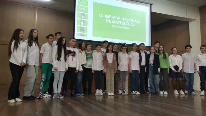 Olimpici-pe-band-rulant-la-Matematic-Performana-unui-liceu-din-Olt-explicat-de-profesor-Este-materia-care-te-ajut-n-via