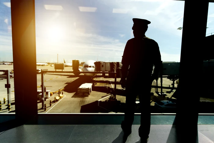 Opt-lucruri-pe-care-piloii-nu-le-fac-niciodat-cnd-circul-ca-pasageri-n-avion-Recomandrile-lor