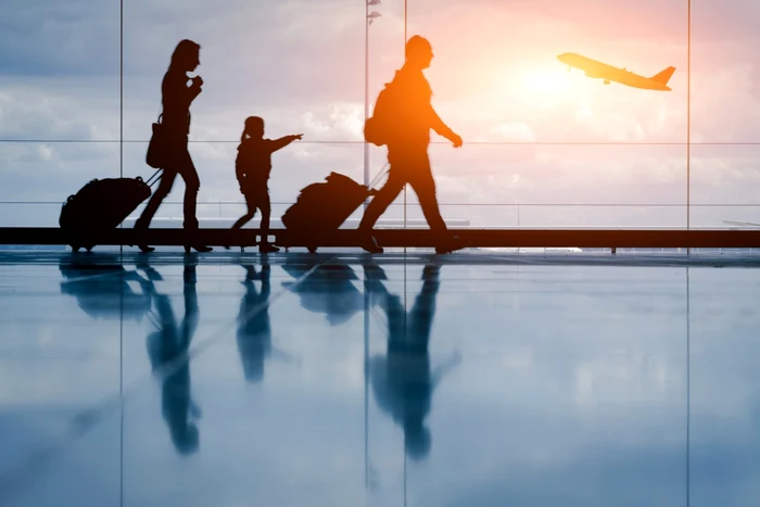 Opt-motive-surprinztoare-pentru-care-poi-fi-reinut-pe-aeroport