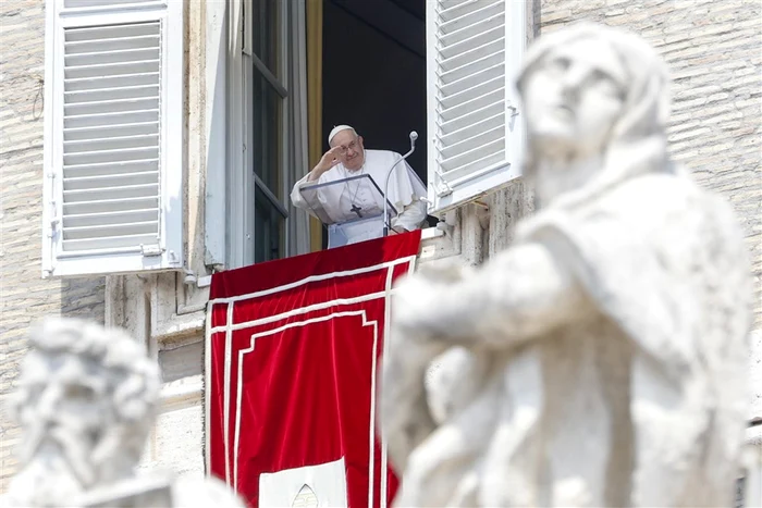Papa-Francisc-sufer-de-o-rceal-anun-Vaticanul-dup-ce-suveranul-pontif-a-renunat-la-citirea-unui-discurs