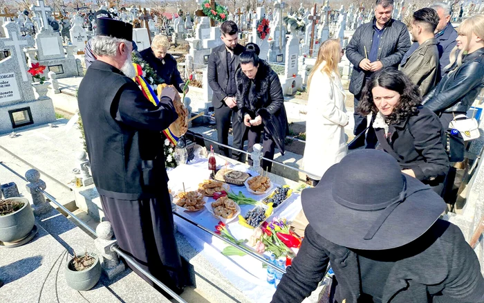 Parastas-pltit-din-bani-publici-ca-eveniment-cultural-la-Vaslui-Cine-a-fost-comemorat
