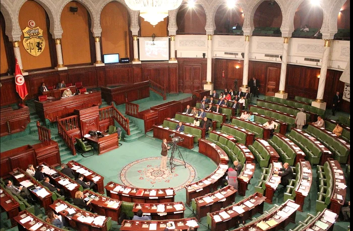 Parlamentul-din-Tunisia-examineaz-o-lege-care-pedepsete-orice-aciune-de-normalizare-cu-Israelul