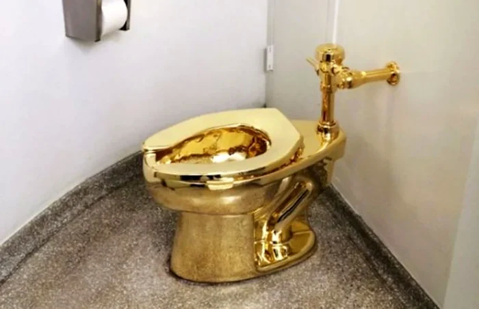 Patru-brbai-acuzai-de-furtul-unui-WC-din-aur-valornd-6-milioane-de-dolari-dintr-un-palat