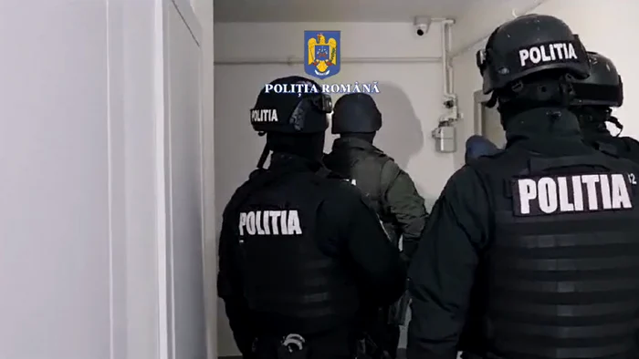 Percheziii-ntr-un-dosar-de-proxenetism-n-Ploieti-i-Craiova-Dou-persoane-sunt-anchetate