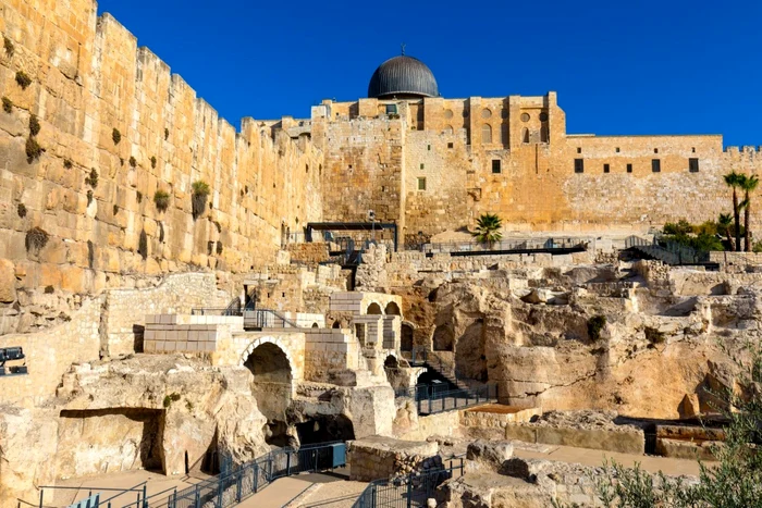 Poliia-israelian-a-arestat-16-persoane-pentru-incitare-n-zona-Muntelui-Templului