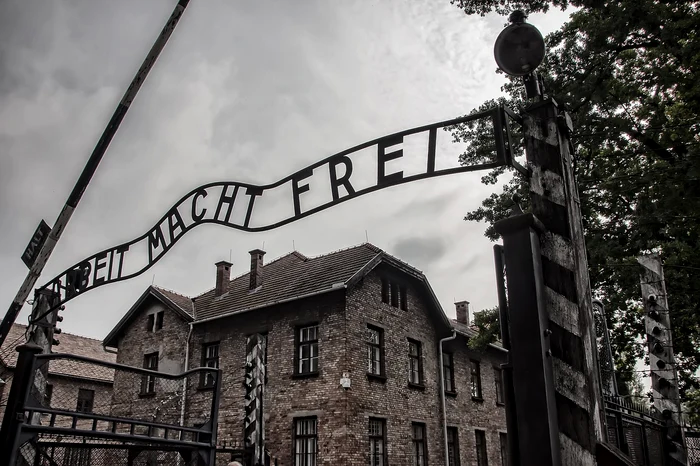 Polonia-a-declarat-c-este-inacceptabil-ca-lagrul-de-concentrare-de-la-Auschwitz-s-fie-numit-polonez