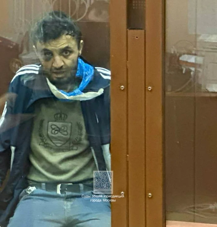 Primii-doi-suspeci-din-atacul-de-la-Moscova-au-fost-adui-n-faa-tribunalului
