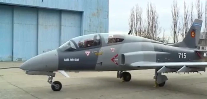Primul-avion-de-vntoare-IAR-99-SM-a-fost-modernizat-la-Craiova-Nu-multe-ri-pot-pune-pe-picioare-un-avion-Romnia-poate