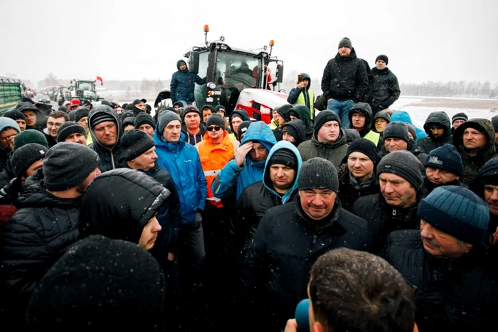 Proteste-la-Kiev-dup-distrugerea-unor-cereale-ucrainene-n-Polonia-Aciuni-ruinoase-ale-unor-provocatori-pro-rui