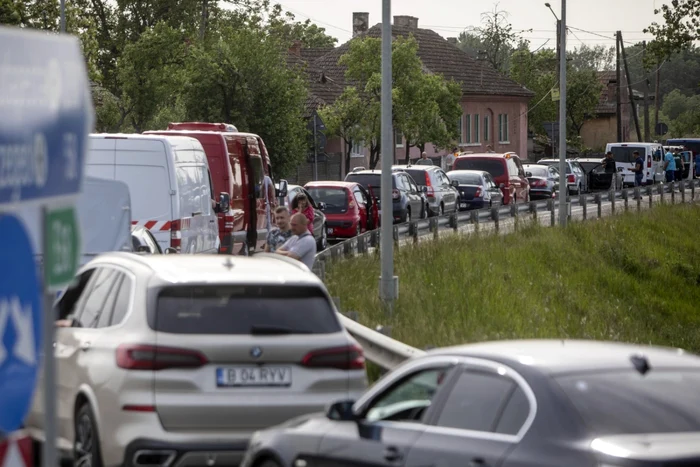 Punctele-de-trecere-a-frontierei-cu-Ungaria-i-Bulgaria-sufocate-de-trafic-Ct-au-oferii-de-ateptat