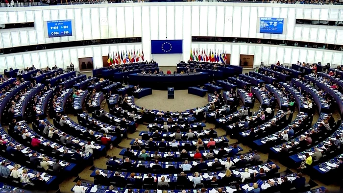 Reforma-politicii-de-migraie-i-azil-adoptat-de-Parlamentul-European