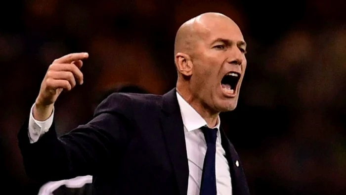 Revine-Zinedine-Zidane-dup-trei-ani-de-pauz-a-btut-palma-cu-un-club-uria