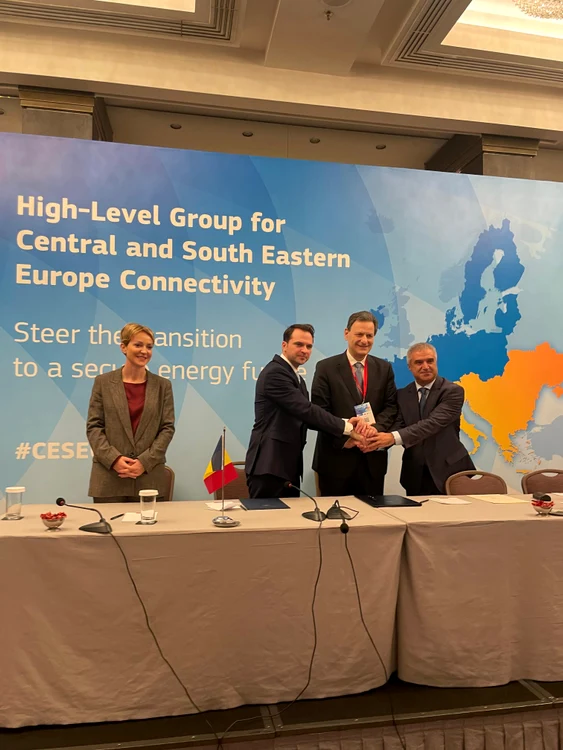 Romnia-Bulgaria-i-Grecia-au-semnat-un-acord-privind-energia-eolian-offshore-n-Marea-Neagr