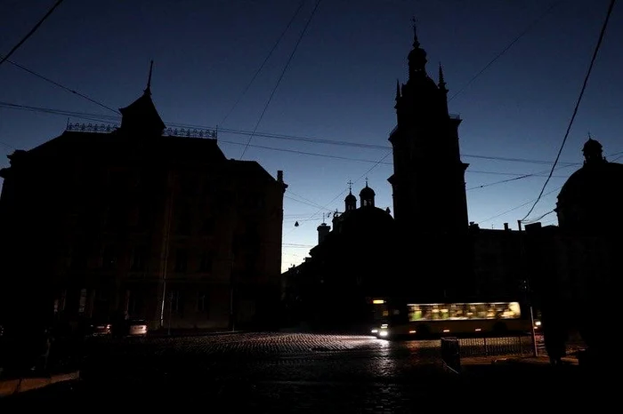 Ruii-au-lovit-instalaiile-energetice-din-centrul-i-vestul-Ucrainei-Zelenski-Aprovizionarea-cu-gaz-a-UE-este-n-pericol