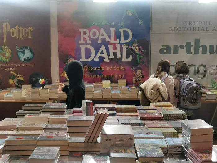 S-a-deschis-Bookfest-Timioara-Patru-zile-de-poveti-i-reduceri-pentru-iubitorii-de-carte-FOTO