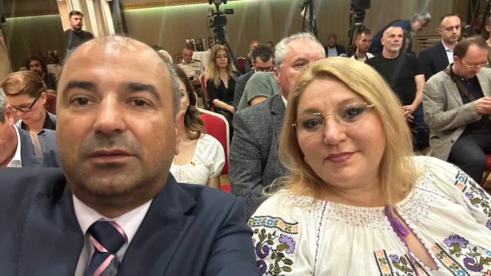 Scandal-n-familia-ooac--Soul-senatoarei-a-primit-ordin-de-protecie-i-brar-de-monitorizare-pentru-agresiune-fizic