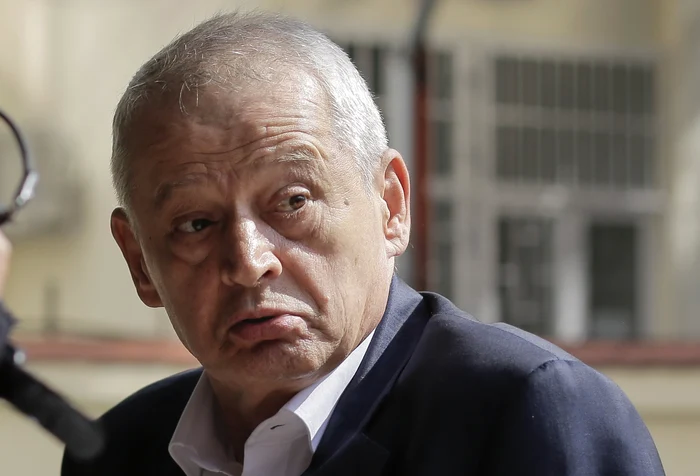 Sorin-Oprescu-a-ctigat-procesul-pentru-pensia-special-Ci-bani-primete-lunar