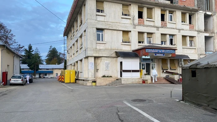 Spital-ajuns-n-pragul-falimentului-din-cauza-salariilor-Avem-prea-muli-angajai-