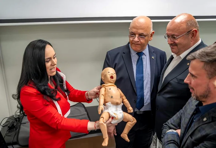 Spital-romnesc-pentru-copii-modernizat-i-dotat-cu-aparatur-de-ultim-or-Cum-arat-totul-FOTO