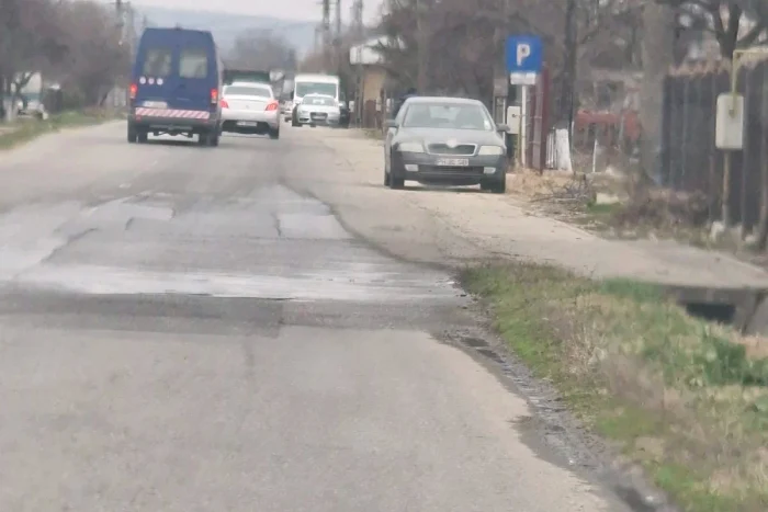 Strzi-din-Boldeti-Sceni-invadate-de-dejecii-Noua-reea-de-canalizare-nefuncional