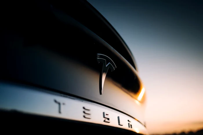 Tesla-recheam-22-milioane-de-maini-n-service-Ce-defeciuni-au