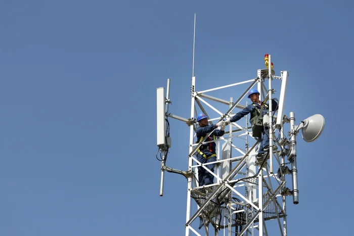 UE-ar-putea-relaxa-normele-privind-fuziunile-companiilor-de-telecomunicaii