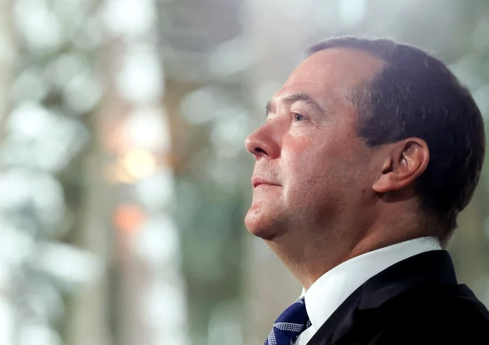 -UE-plnuiete-noi-sanciuni-mpotriva-Rusiei-care-l-vor-viza-i-pe-fiul-lui-Dmitri-Medvedev