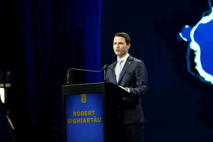 Un-lider-PNL-bag-bul-prin-gardul-USR-n-scandalul-Lasconi-i-execut-propriii-oameni-pentru-delict-de-opinie