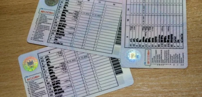 Un-romn-care-a-cumprat-de-pe-Facebook-un-permis-fals-de-conducere-s-a-dus-la-poliie-s-l-rennoiasc