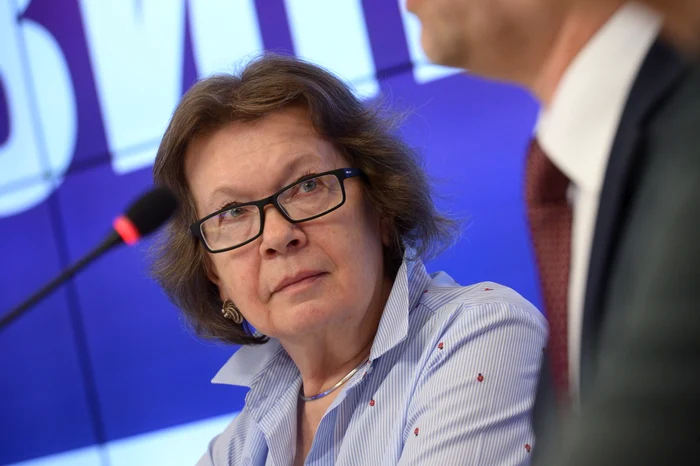 Vduva-celebrului-disident-sovietic-Aleksandr-Zinoviev-vrea-un-proces-de-denazificare-la-Institutul-de-Filosofie-al-Academiei-Ruse-de-tiine
