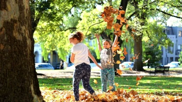Vreme-deosebit-de-cald-n-Bucureti-n-urmtoarele-trei-zile-maximele-vor-ajunge-la-19-grade-Celsius