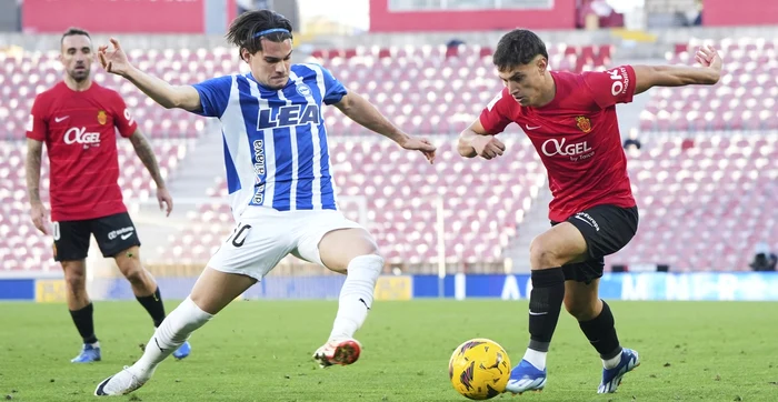 Ziaritii-spanioli-dezamgii-de-Ianis-Hagi-Concluzia-transferului-la-Alaves-rezumat-n-cteva-cuvinte