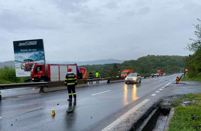 -apte-persoane-au-fost-rnite-ntr-un-accident-de-circulaie-pe-DN7-la-Deva