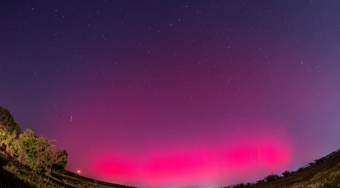 Aurora-boreal-ar-putea-fi-vizibil-din-nou-la-nceputul-lunii-iunie-Ce-spun-oamenii-de-tiin