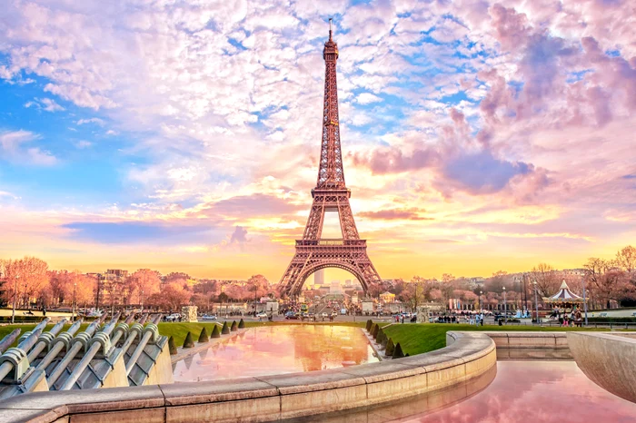 Biletele-pentru-urcarea-n-Turnul-Eiffel-se-scumpesc-cu-20-ncepnd-din-17-iunie
