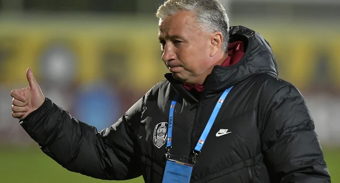 Dan-Petrescu-la-treab-de-Ziua-Muncii-Suma-cu-care-a-fost-convins-s-salveze-sezonul-pentru-CFR-Cluj