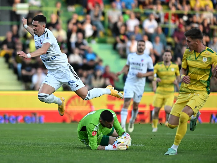 FC-Botoani-rmne-n-Superliga-dup-victoria-la-limit-din-barajul-cu-CS-Mioveni