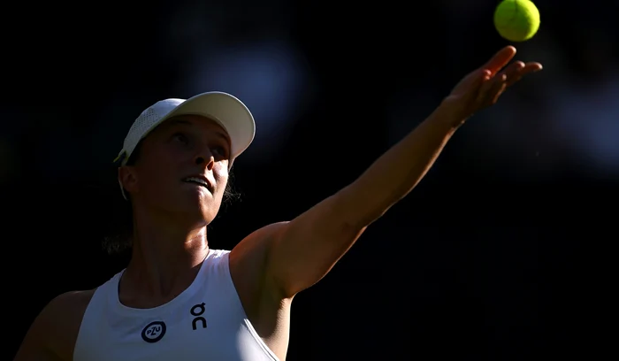 Iga-Swiatek-calificare-fr-emoii-n-finala-turneului-WTA-de-la-Madrid-